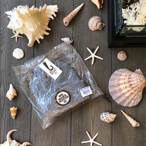 Billabong Accessories - 🔥🔥BILLABONG- BEANIE🔥🔥 Billabong Accessories - 🔥🔥BILLABONG- BEANIE🔥🔥